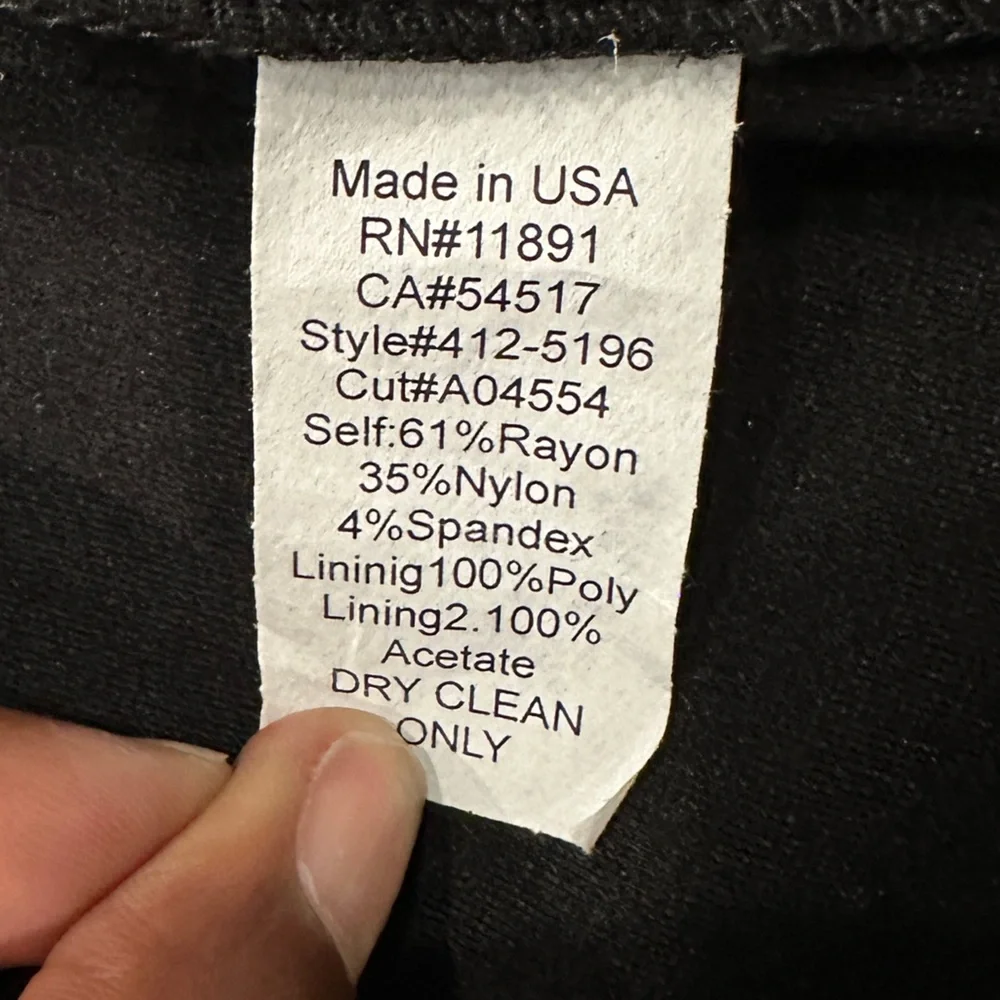 {preloved} Bailey 44 Elegant Black Blazer - Picture 4 of 6